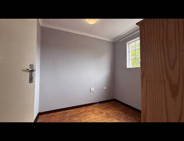 5 BEDROOM HOUSE TO LET IN STONEHENGE
